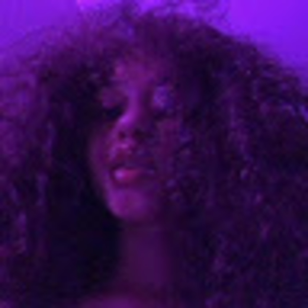 Meet your Posher, Malia